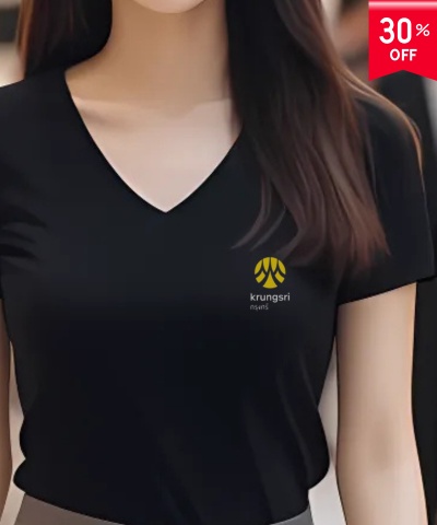 เสื้อยืดสีดำคอวีสกรีนด้านหลัง